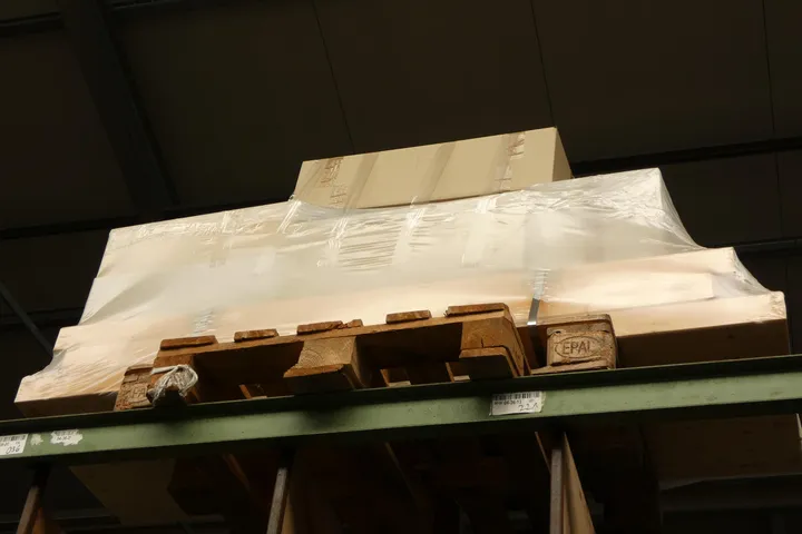 Konvolut sonstiges Baumarktsortiment (Inhalt nicht einsehbar) Umfang: Palette mit Inhalt, Ebene 4